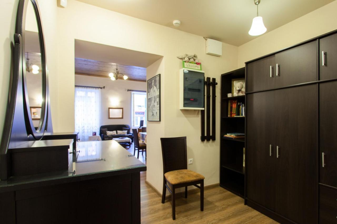 Psyri Neoclassical House Yard Free Parking Афины Экстерьер фото